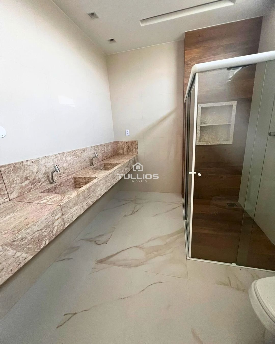 Casa Duplex à Venda no Araçagy – Lado Praia