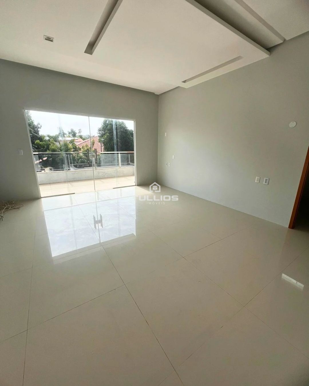 Casa Duplex à Venda no Araçagy – Lado Praia