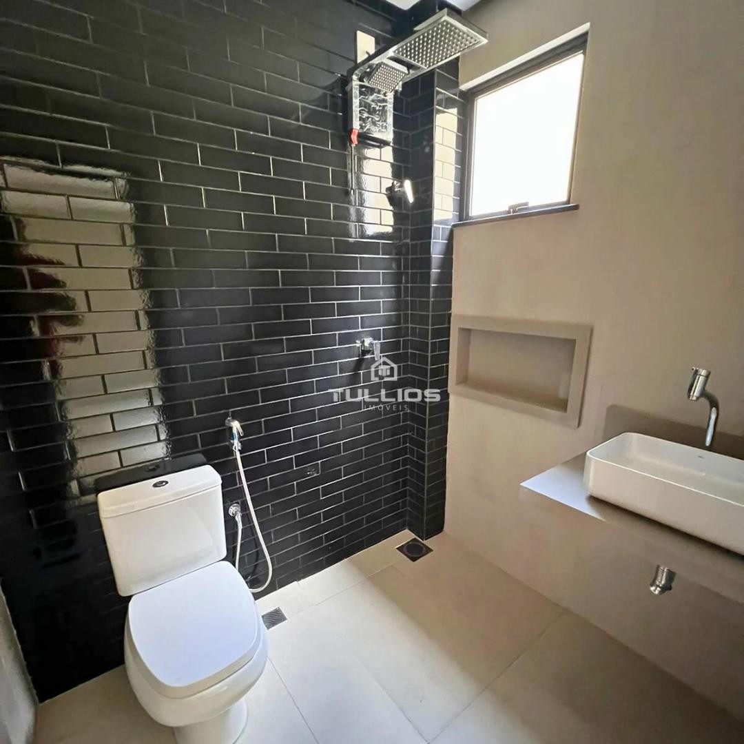 Casa duplex à venda no Araçagy – Próximo à Praia do Meio! 🌊