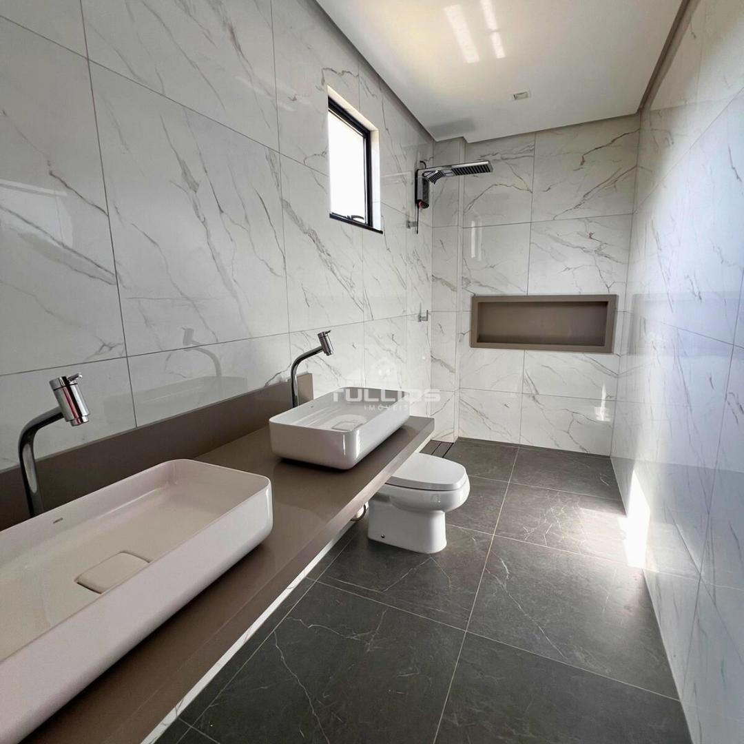 Casa duplex à venda no Araçagy – Próximo à Praia do Meio! 🌊