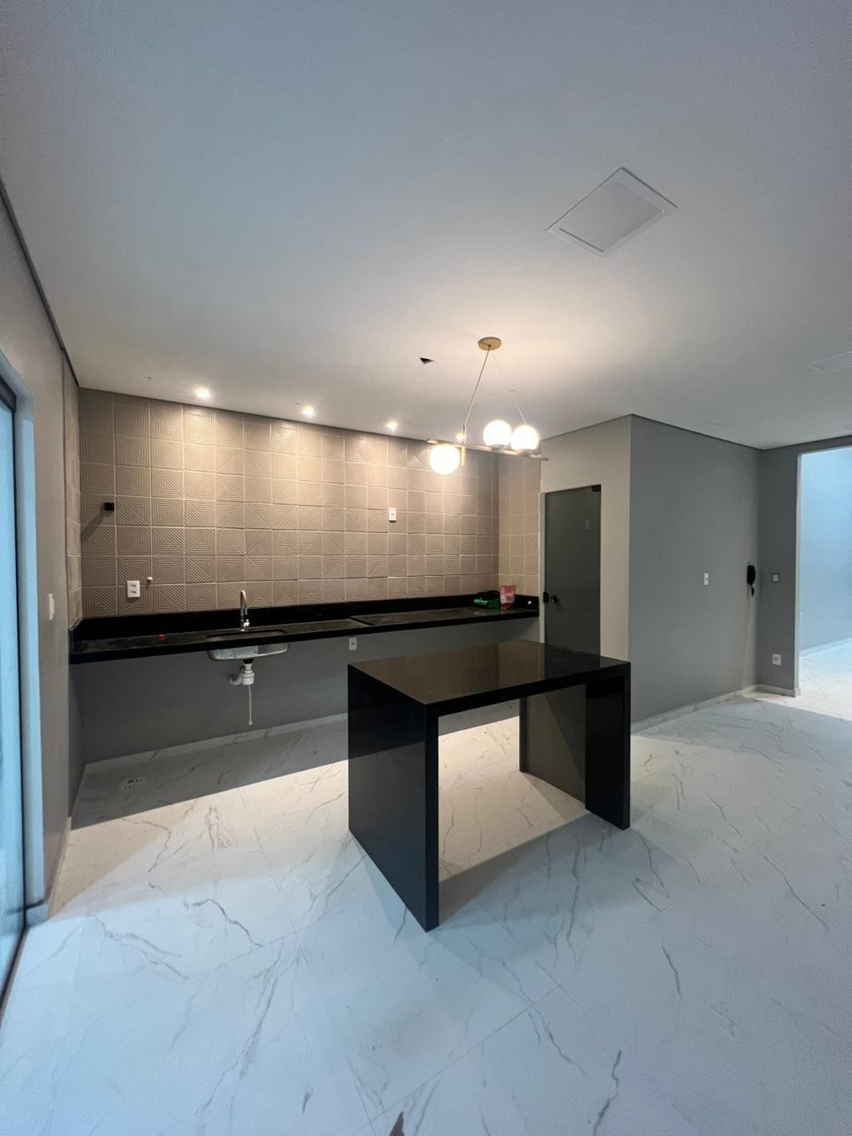 Casa Nova no Araçagy - Lado Praia 