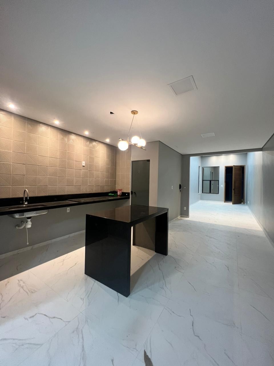 Casa Nova no Araçagy - Lado Praia 