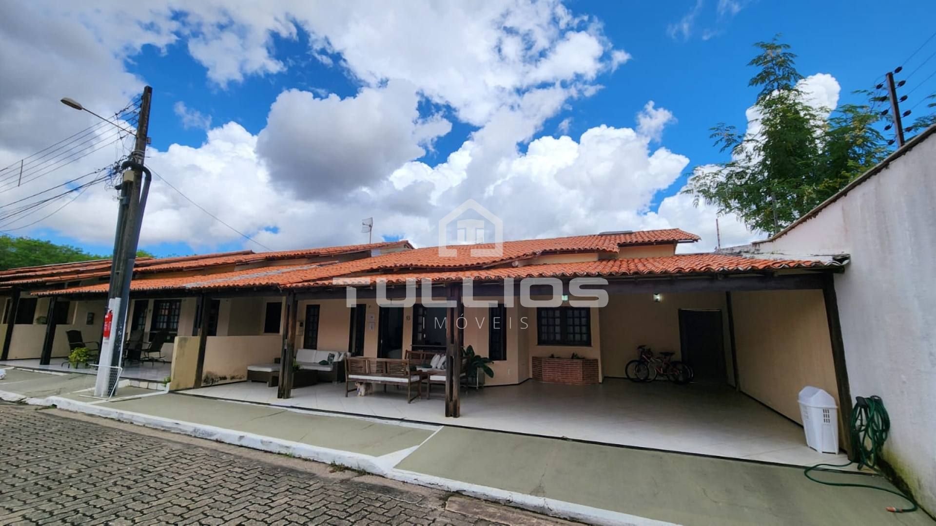 VENDA - Casa com 3 quartos no COHAJAP