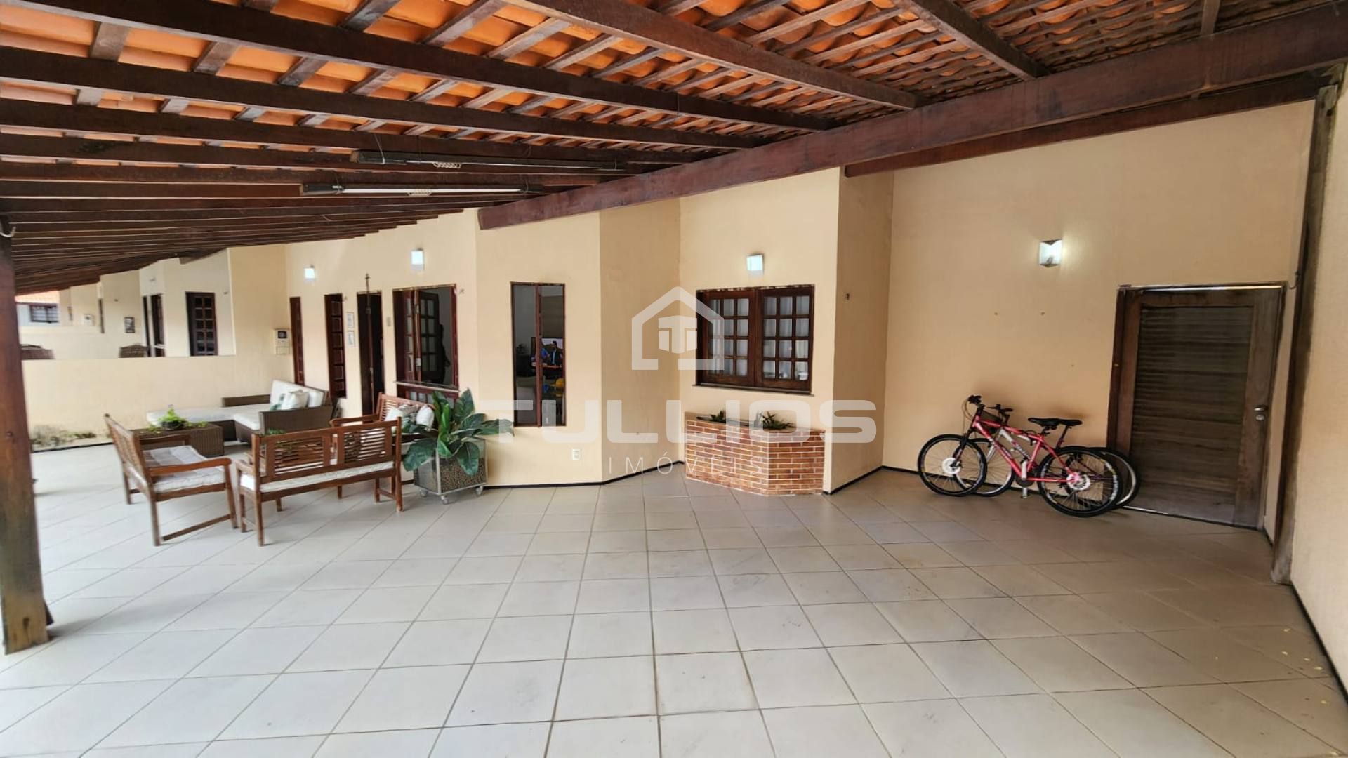 VENDA - Casa com 3 quartos no COHAJAP