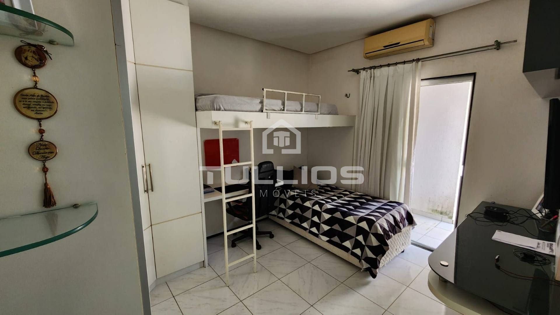VENDA - Casa com 3 quartos no COHAJAP