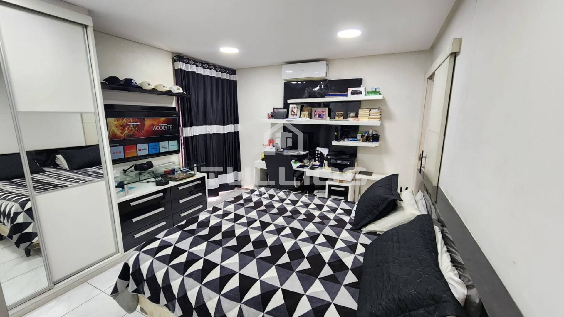 VENDA - Casa com 3 quartos no COHAJAP