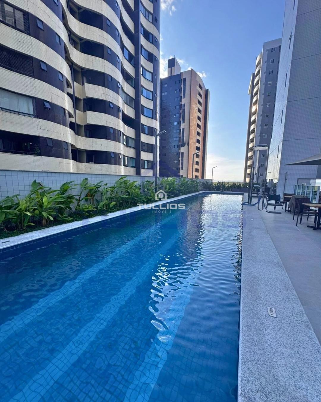 Viva a experiência de morar com vista para o mar na Península!