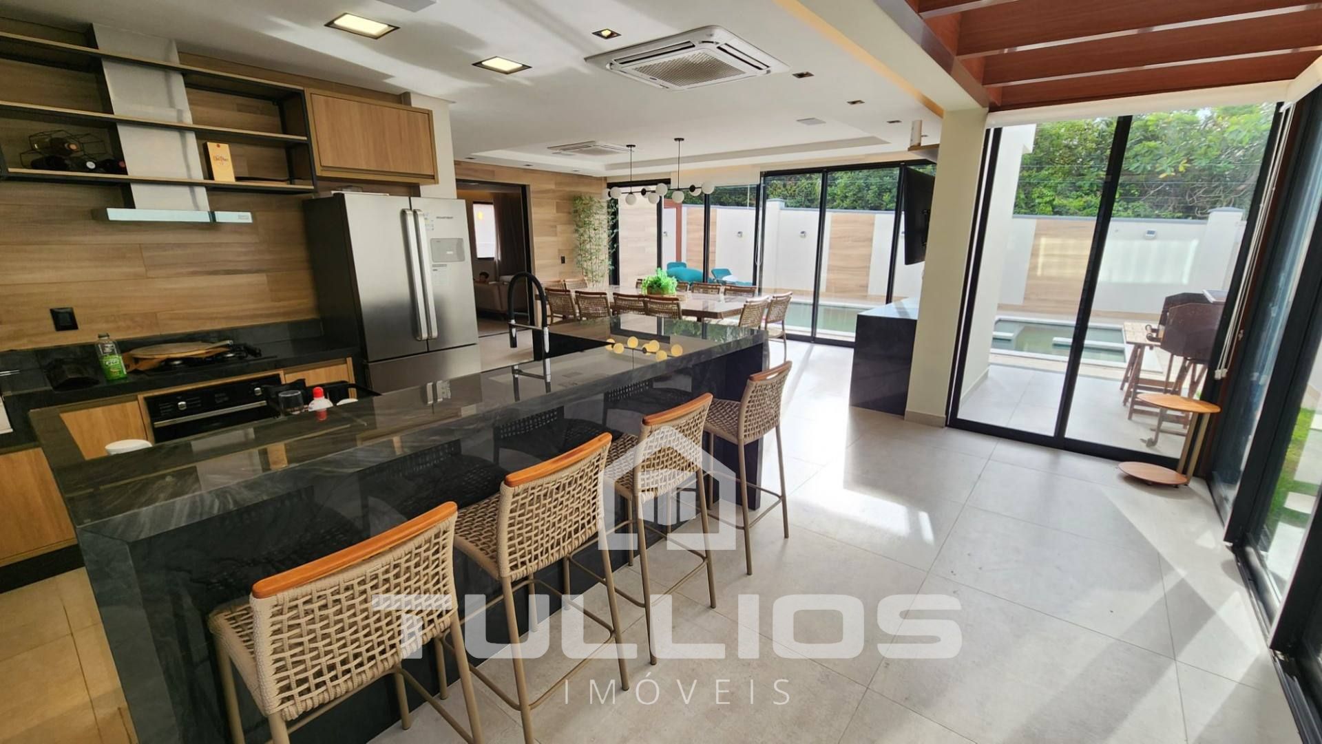 Casa à venda no Condomínio Alphaville - Araçagy