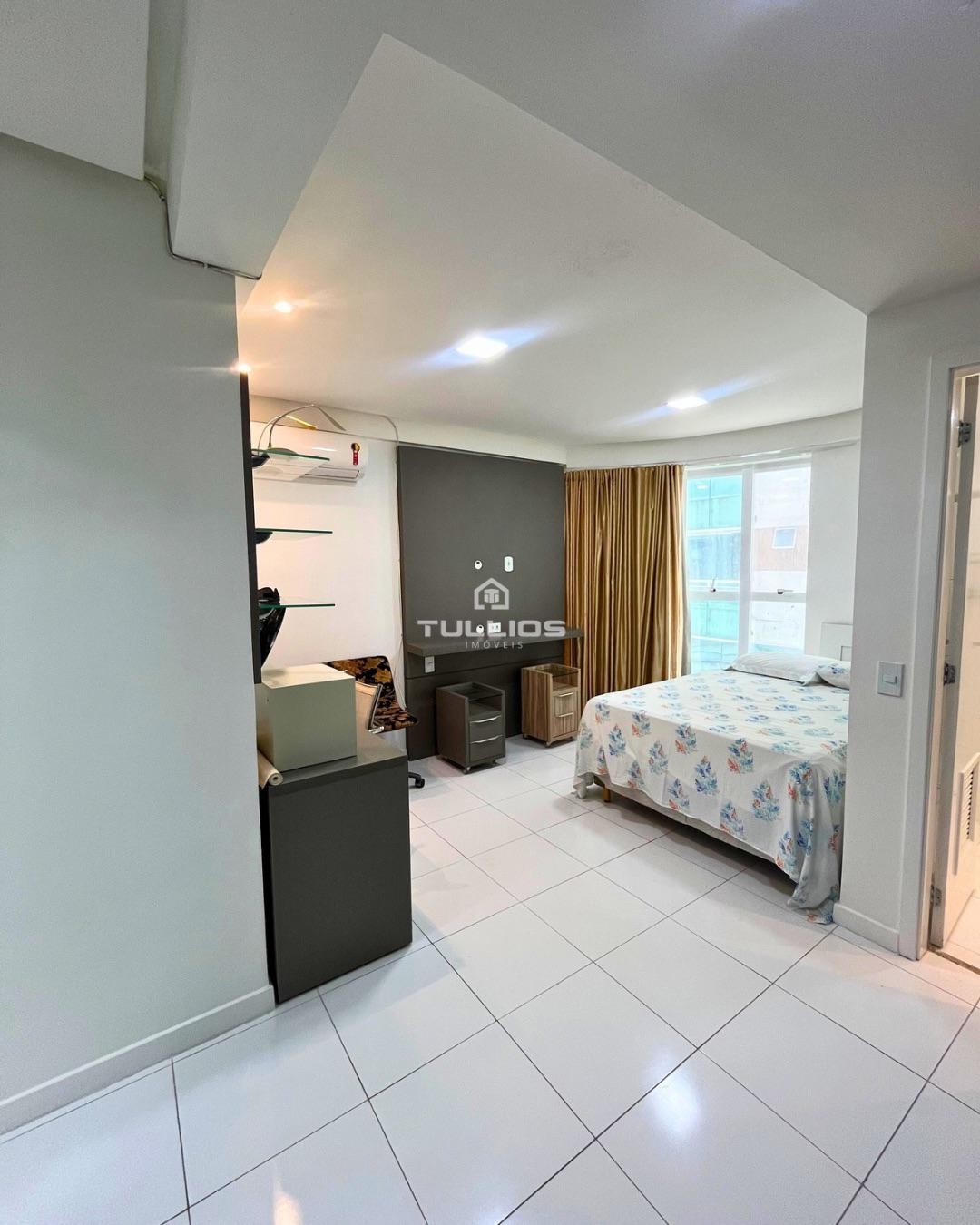 Luxuoso Apartamento à Venda – Vista Permanente para o Mar! 