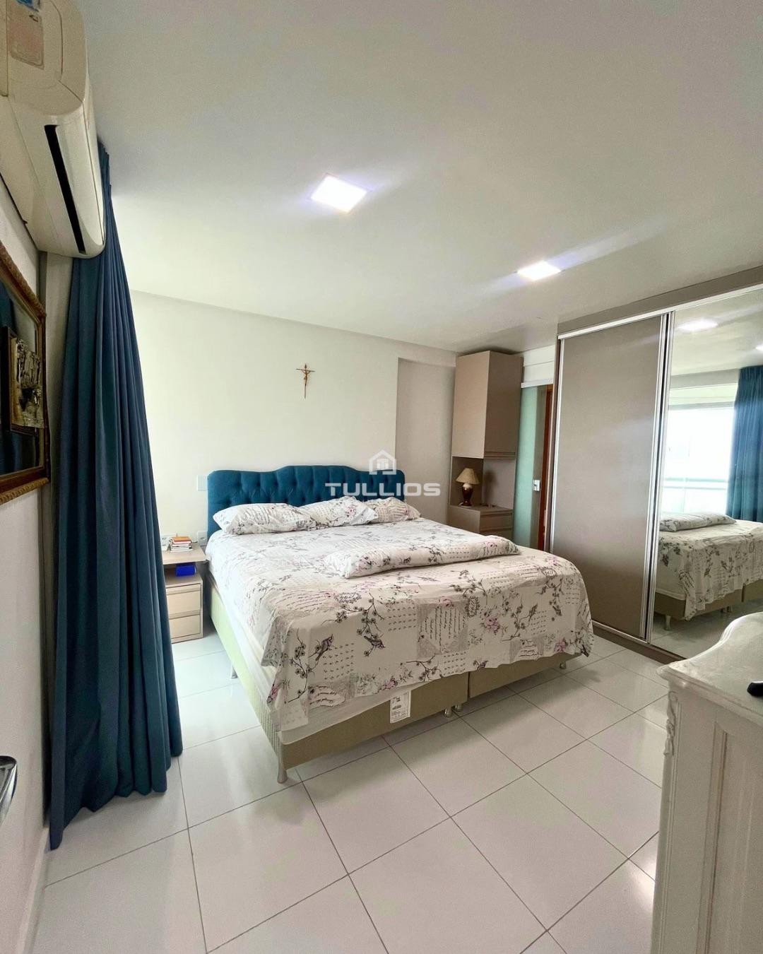 Luxuoso Apartamento à Venda – Vista Permanente para o Mar! 