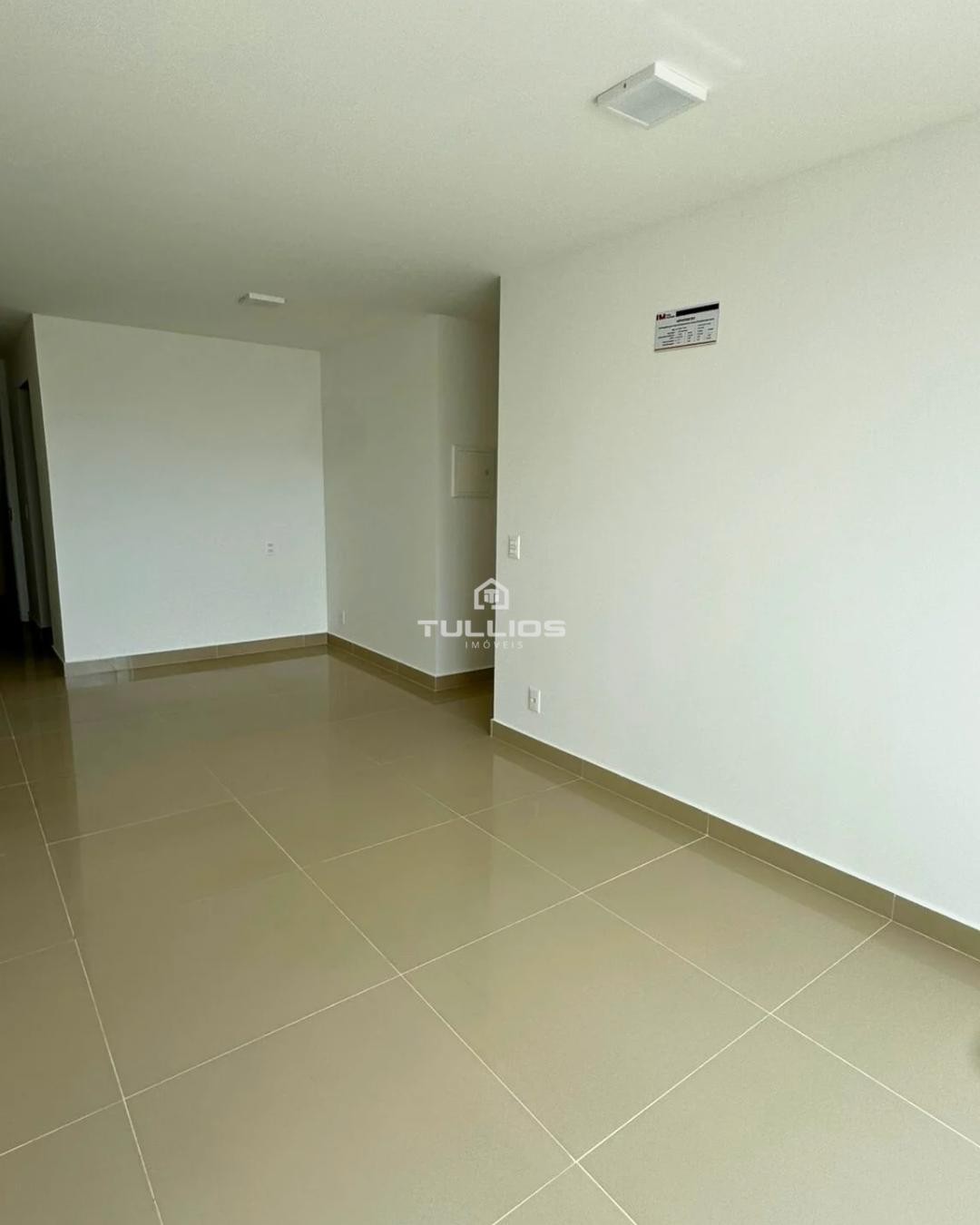 SEU NOVO LAR NA PENÍNSULA — ELEGÂNCIA, CONFORTO E VISTA DESLUMBRANTE!