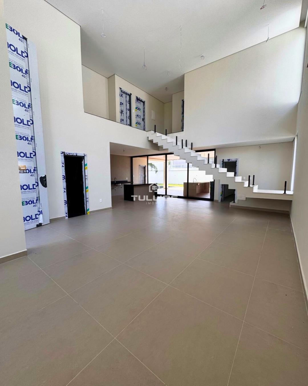 Casa à venda no Alphaville – Alto padrão, sofisticação e lazer completo!