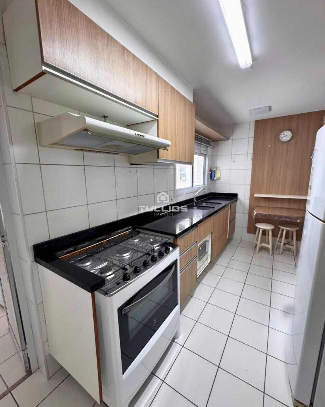 Apartamento para locação no Farol da Ilha – Vista para a lagoa e puro conforto!