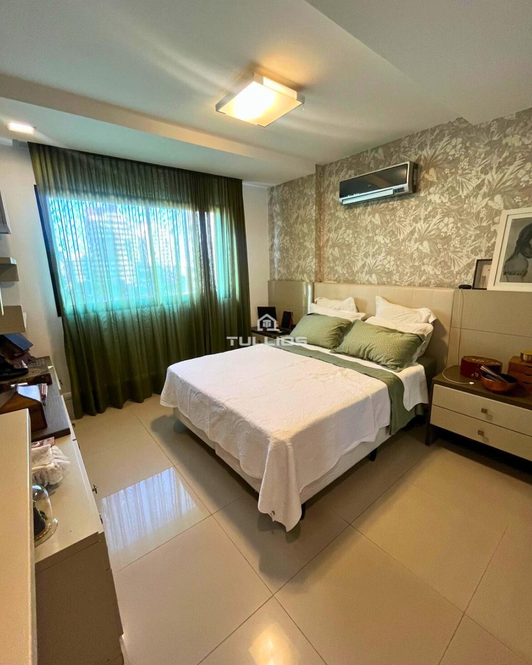 Apartamento à venda na Península – Alto padrão, vista mar e porteira fechada.