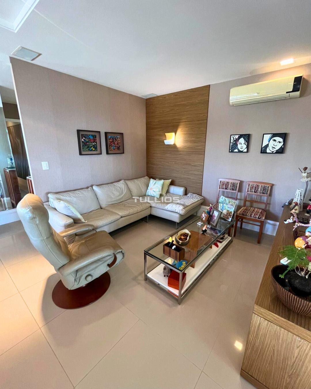 Apartamento à venda na Península – Alto padrão, vista mar e porteira fechada.