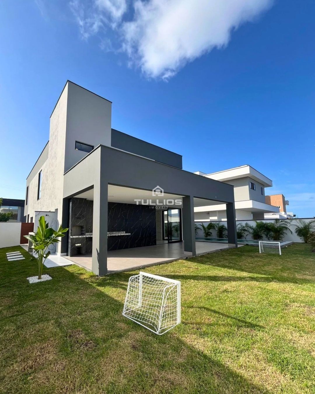 Casa Nova à Venda – Alphaville