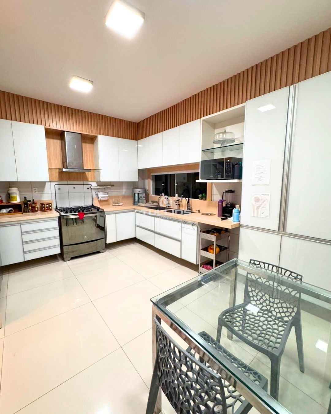 Casa Exclusiva em Condomínio no Cohajap ✨