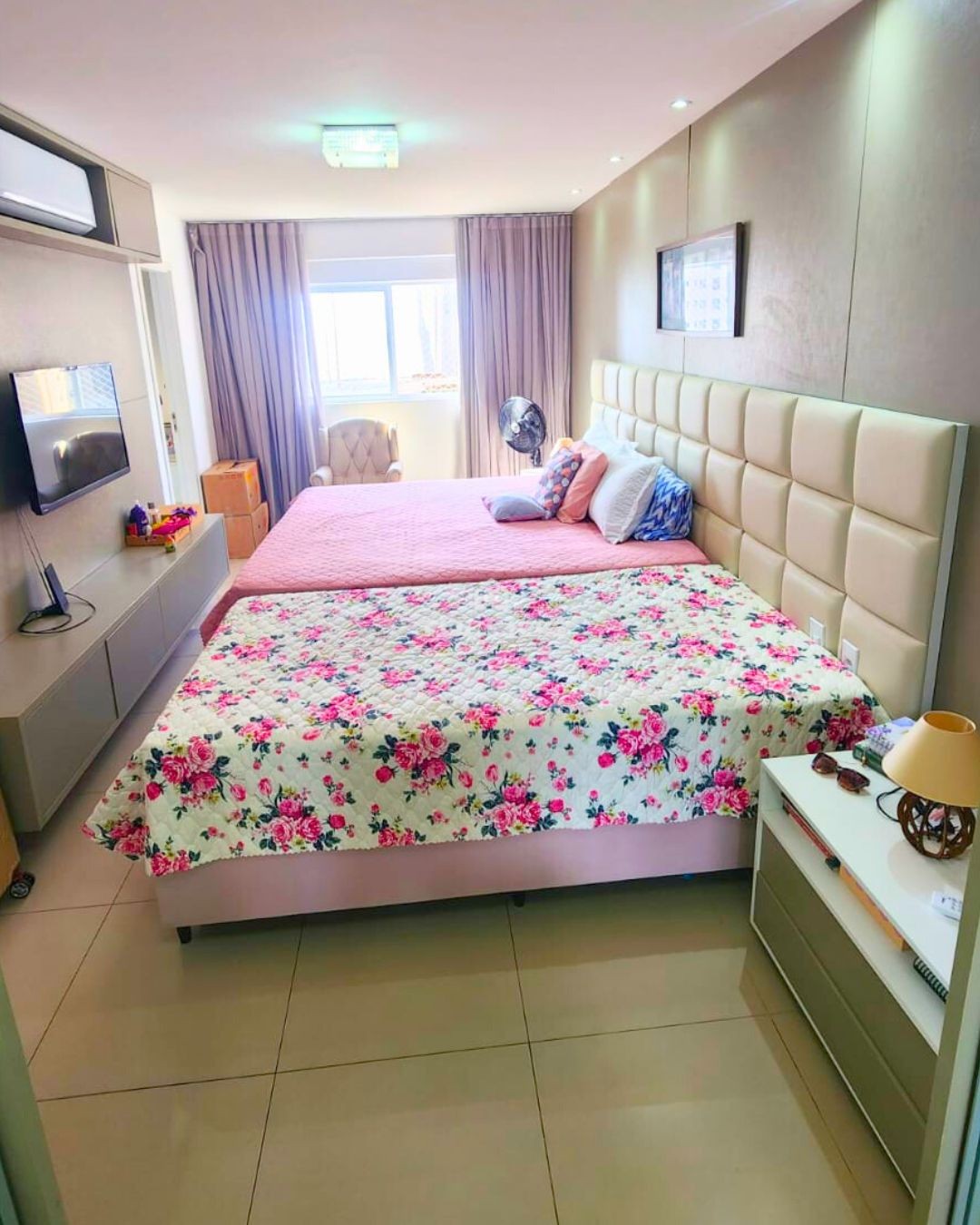 CONDOMÍNIO NA PENÍNSULA – PORTEIRA FECHADA