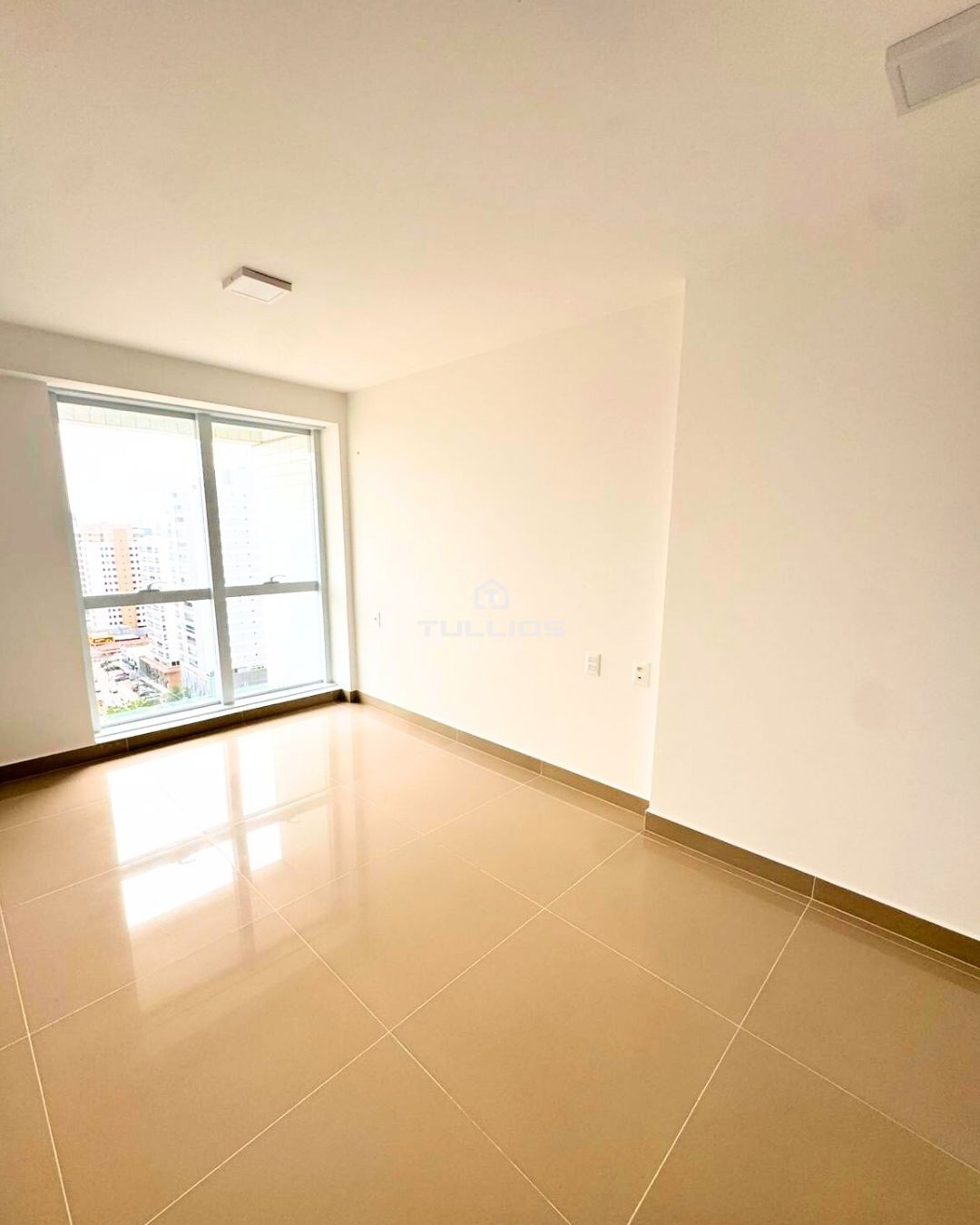 Seu novo lar com vista para o mar – Península 