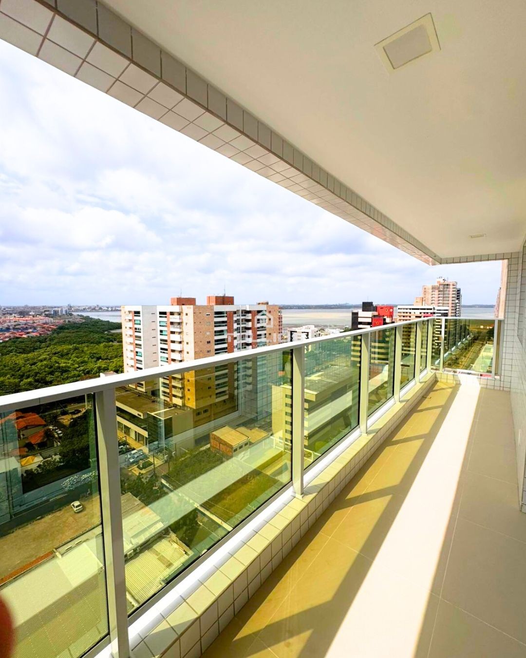 Apartamento Novo à Venda – Península