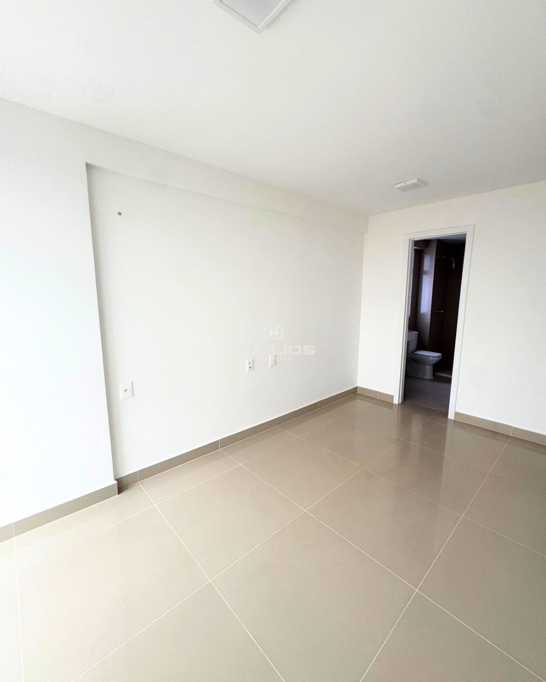 Apartamento Novo à Venda – Península
