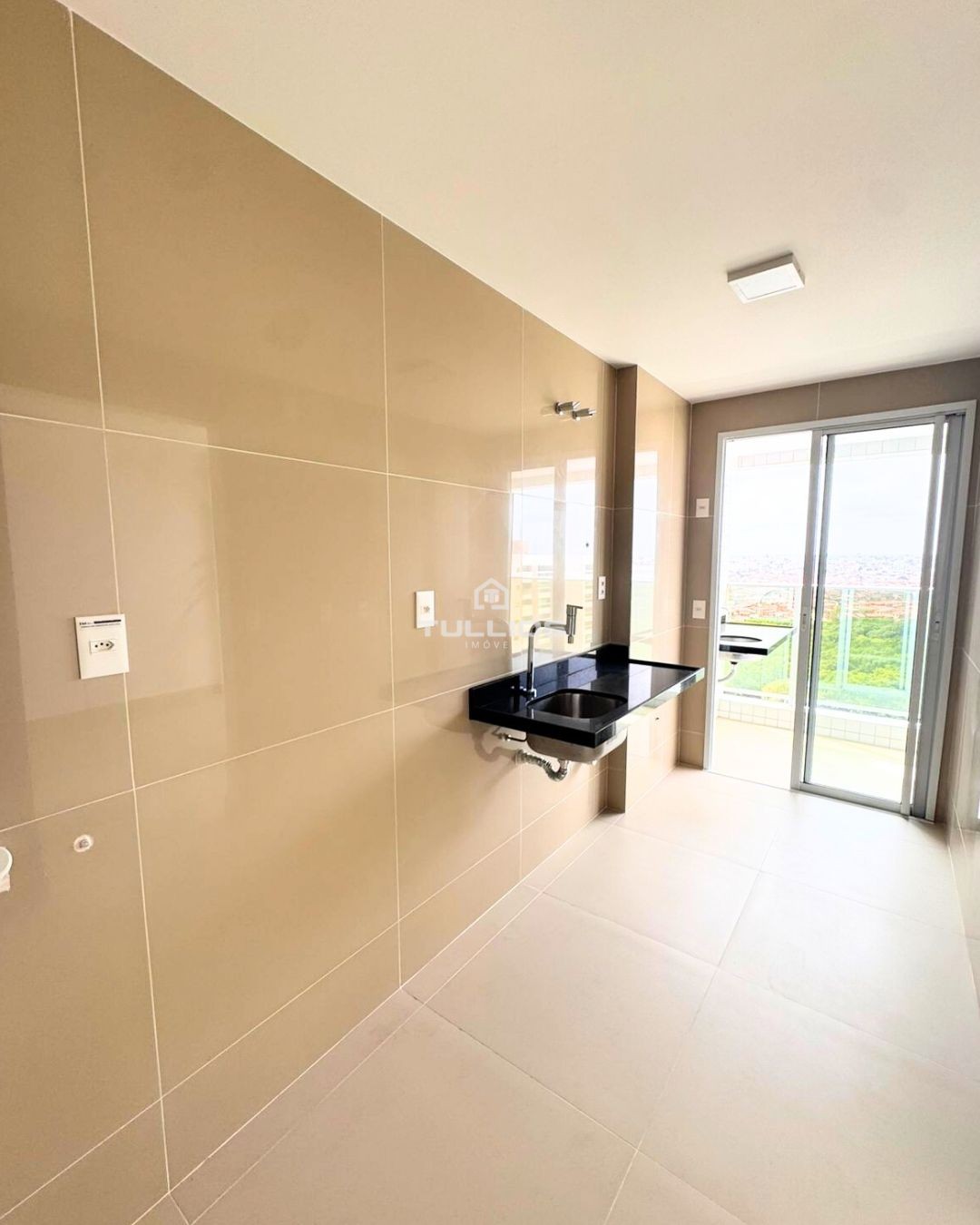 Apartamento Novo à Venda – Península