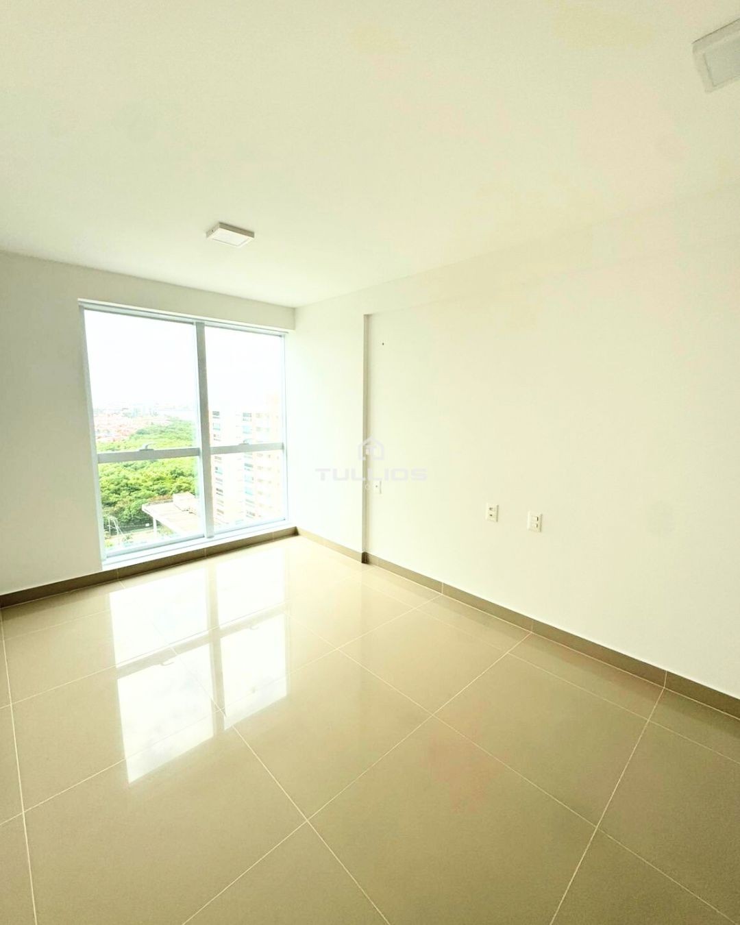 Apartamento Novo à Venda – Península