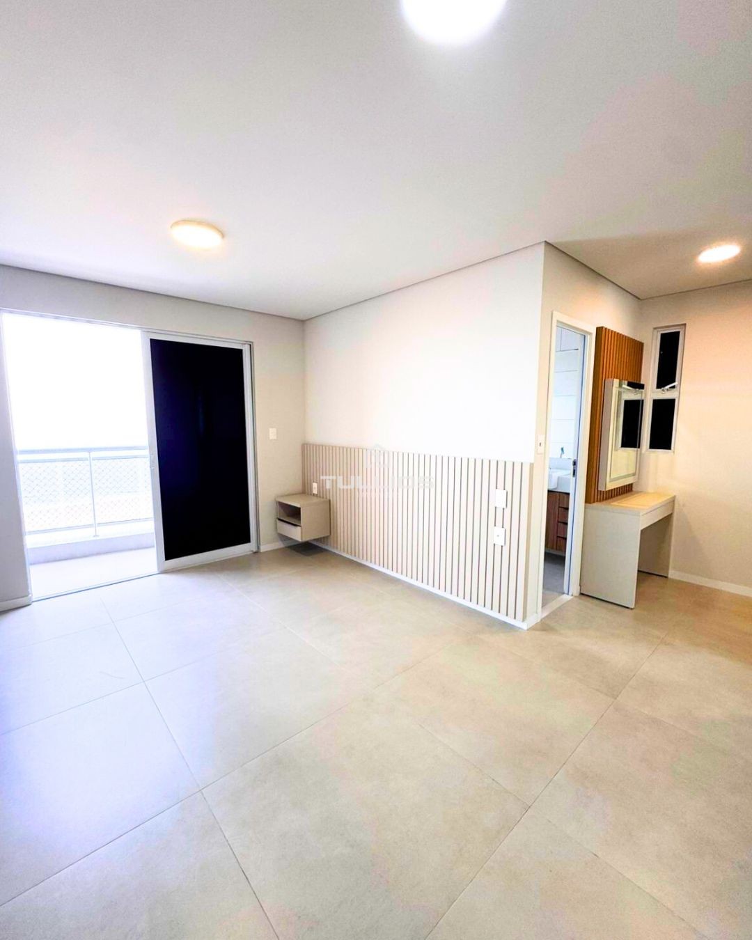 Apartamento para Locação – Ponta D’Areia