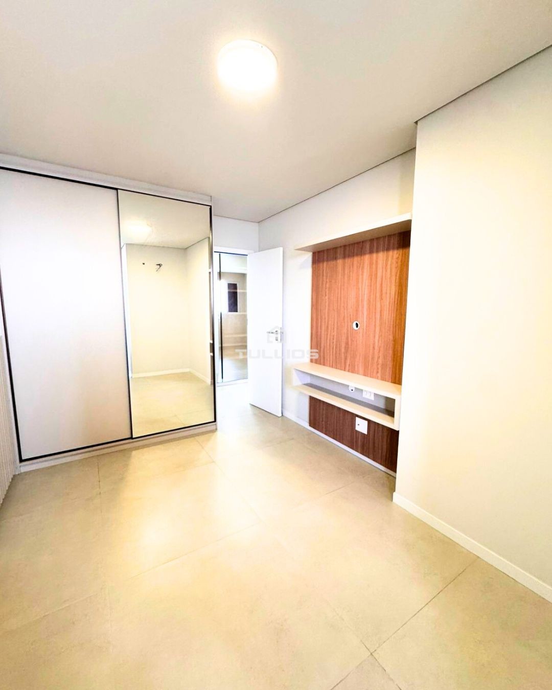 Apartamento para Locação – Ponta D’Areia