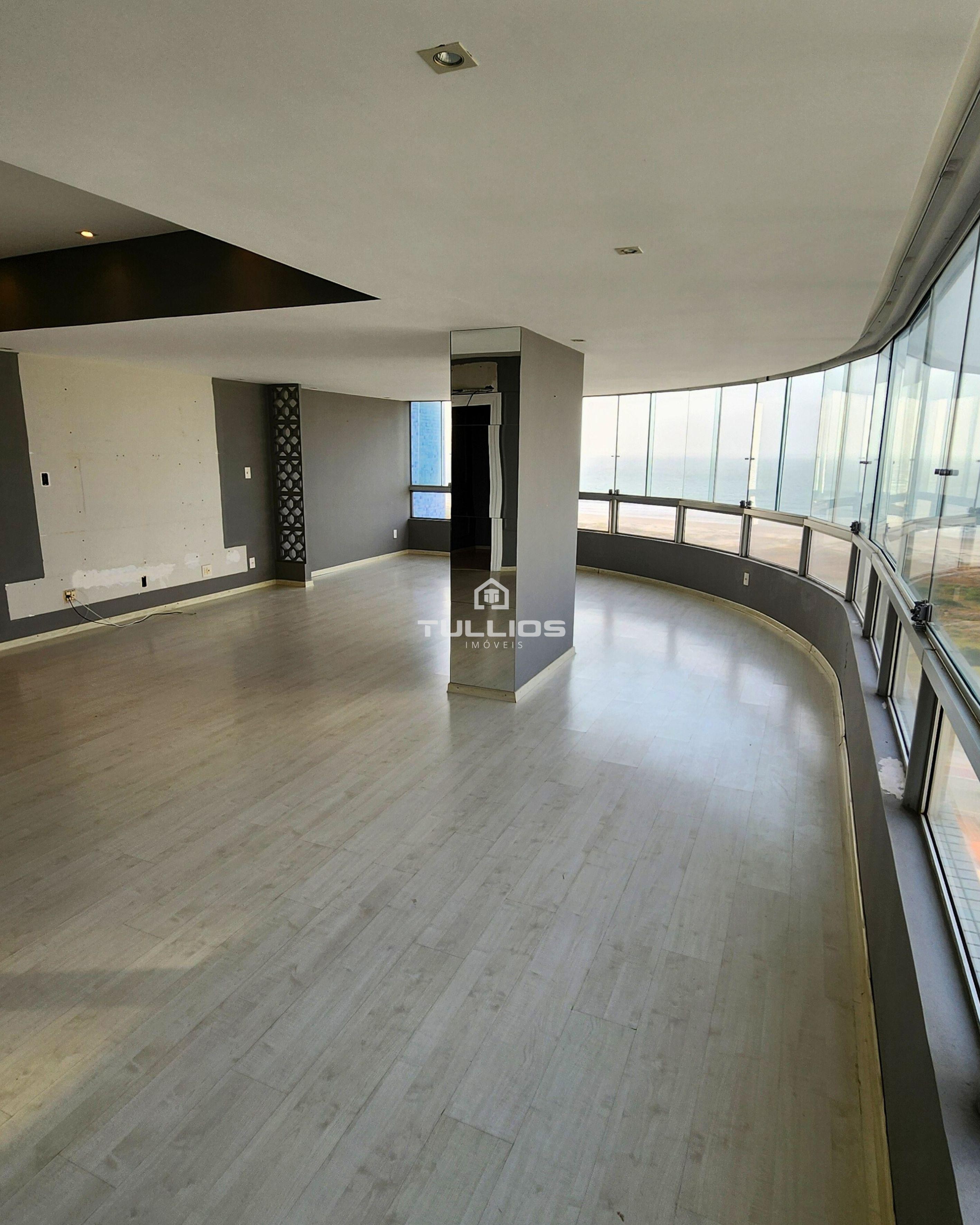 Apartamento de Alto Padrão com Vista Eterna para o Mar – Península