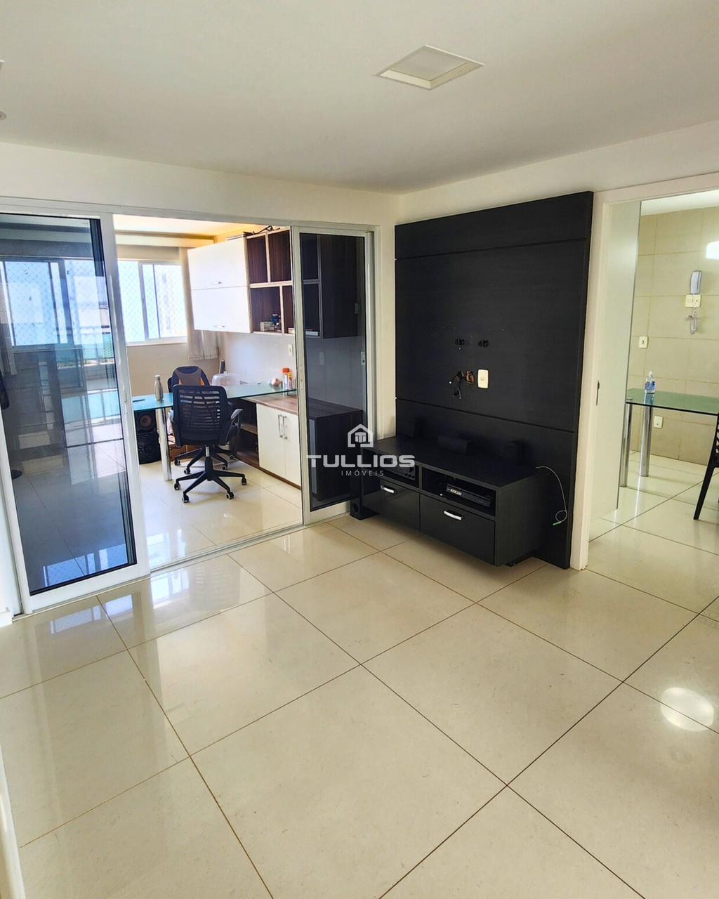 Exclusividade e sofisticação definem este apartamento de alto padrão na Península! 