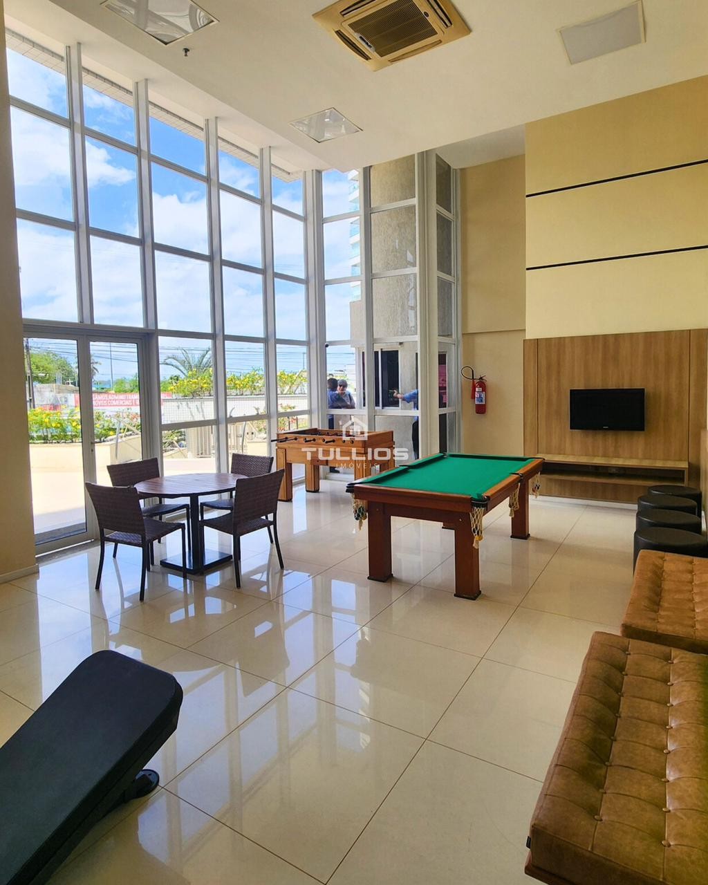 Exclusividade e sofisticação definem este apartamento de alto padrão na Península! 