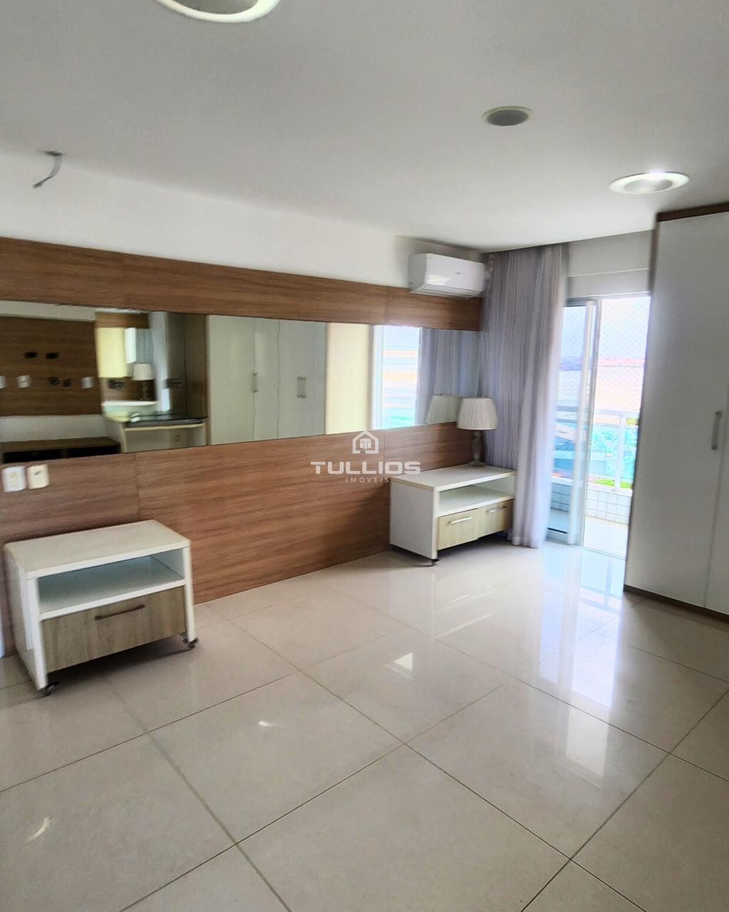 Exclusividade e sofisticação definem este apartamento de alto padrão na Península! 
